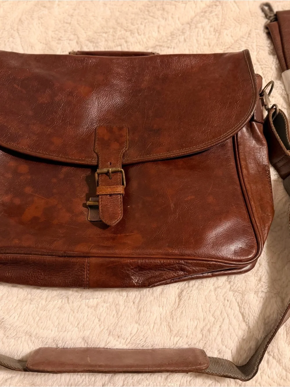 Cowboysbag Genuine Leather Messenger / Shoulder Bag – Distressed Brown (For Men)